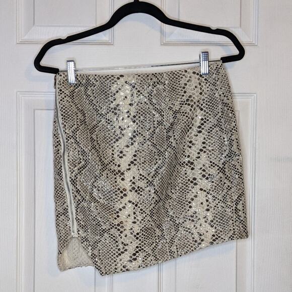 Olivaceous Vanilla Sky Tan & Brown Asymmetrical Snake Print Skirt M - Picture 1 of 16